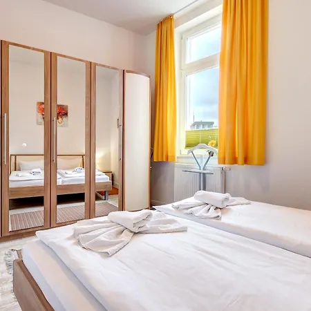 Haus Meerblick - 10 Apartment *