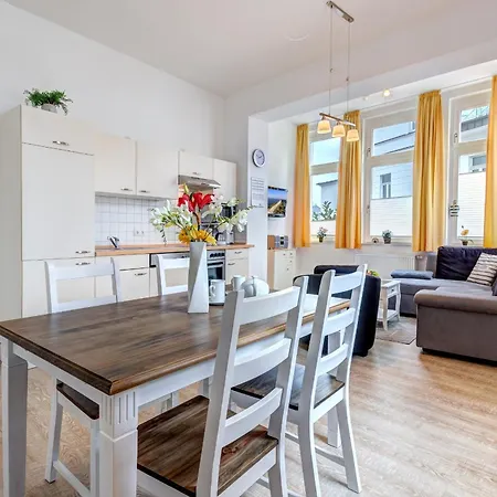 Haus Meerblick - 10 Ostseebad Heringsdorf